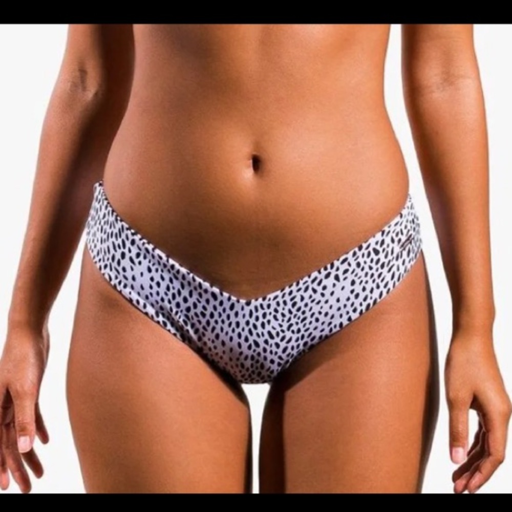 Blackbough Bikini Bottoms